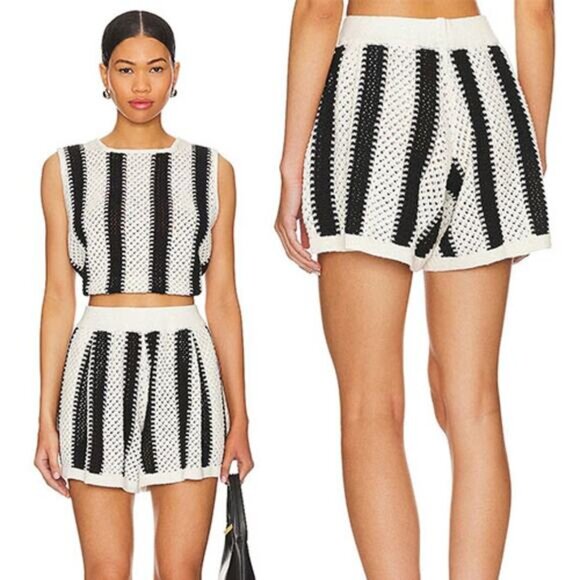 NEW The Femm Morgan Pull On Short Women's Black & White Size: Small